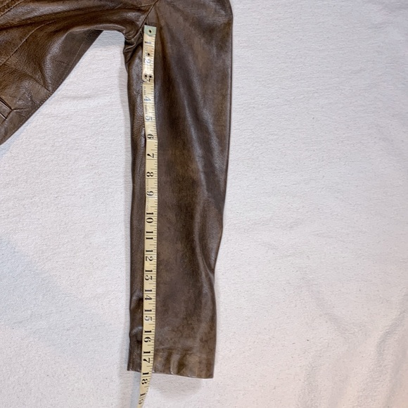 Danier Distressed Brown Leather jacket - Picture 8 of 12